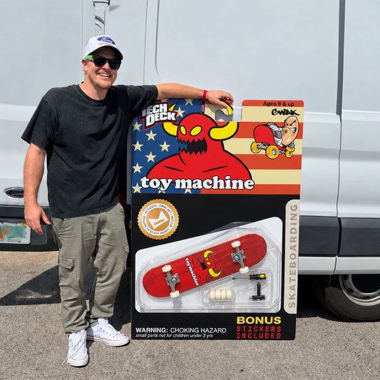 GIANT TECH DECK TOY MACHINE